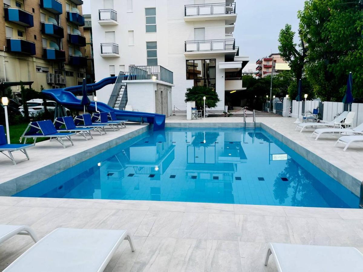 Clubhotel Residence Cesenatico Exterior foto