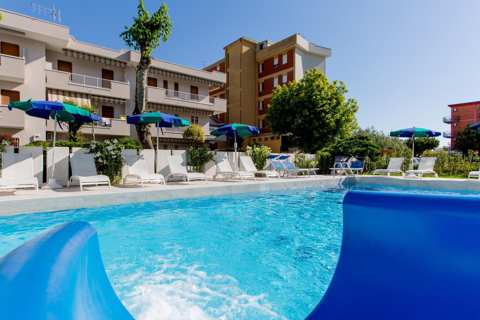 Clubhotel Residence Cesenatico Exterior foto